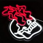 eclairez votre espace avec le neon flaming skull captivant 164 1
