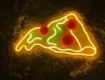 eclairez votre passion avec le neon pizza slice irresistible 363 1