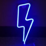 éclairez Votre Style Avec Notre Mini Néon éclair Lumineux !