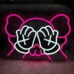 éclairez Votre Vie Avec Le Néon Kaws Style Et élégance Assurés! Rose