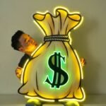 éclat De Réussite : Le Néon Uv Moneybag Qui Illumine Votre Succès !