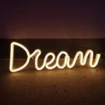 Illuminez Vos Rêves Avec Notre Mini Néon Dream Enchanteur !