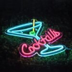 Illuminez Vos Soirées Avec Le Néon Cocktails Vibrant Et Festif !