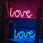 illuminez votre amour avec notre mini neon love une touche romantique 578 1