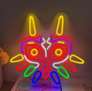 Illuminez Votre Espace Avec Le Néon Majora’s Mask! 2 Illuminez Votre Espace Avec Le Néon Majora’s Mask!