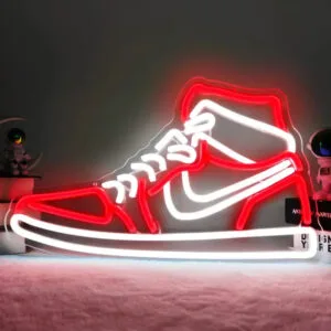Illuminez Votre Espace Avec Le Néon Nike Air Jordan élégant! Rouge