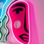 illuminez votre espace avec le neon uv connected 218 1