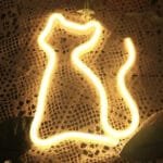 Illuminez Votre Espace Avec Notre Mini Néon Chat Ludique! Blanc