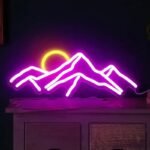 laissez vous eblouir par notre neon montagne au soleil 202 1