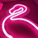 Plongez Dans La Magie Tropicale Avec Notre Néon Flamant Rose !