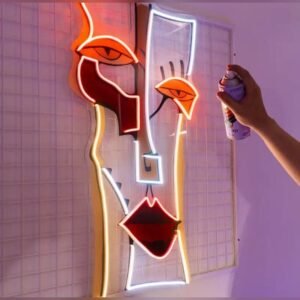 Plongez Dans L’art Avec Notre Néon Uv Picasso éblouissant !